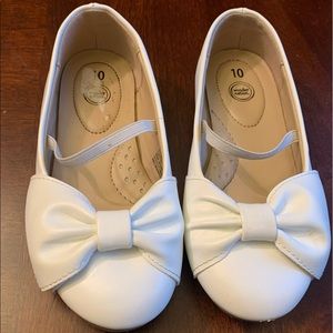 White toddler girl dress shoes size 10